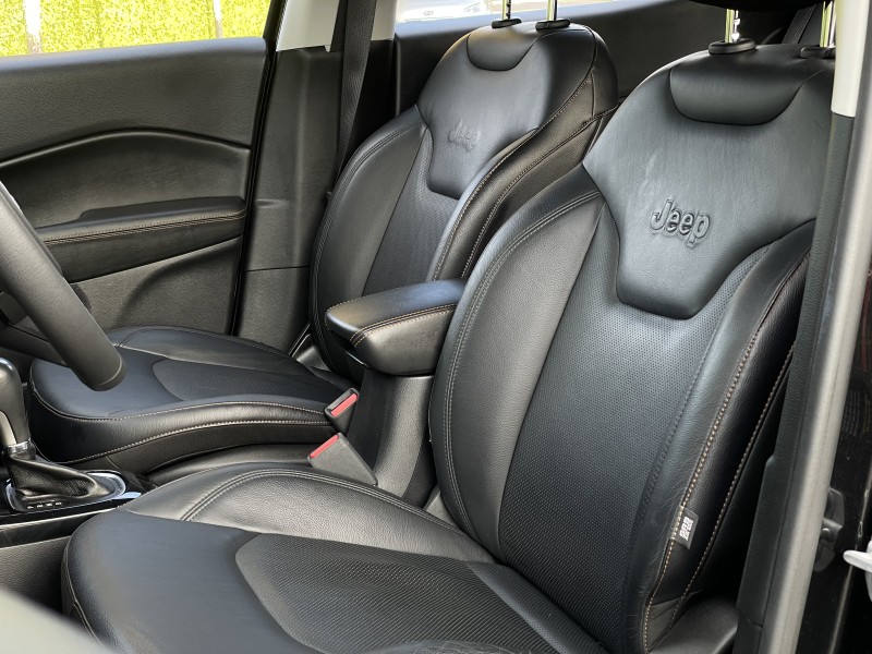 COMPASS 2.0 16V FLEX LIMITED AUTOMÁTICO - 2017 - FARROUPILHA