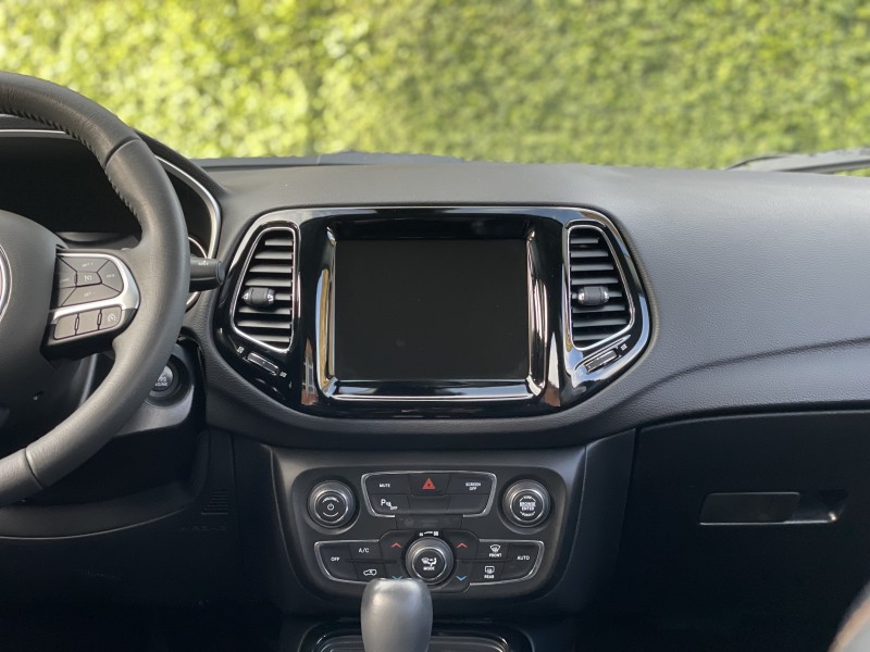 COMPASS 2.0 16V FLEX LIMITED AUTOMÁTICO - 2017 - FARROUPILHA