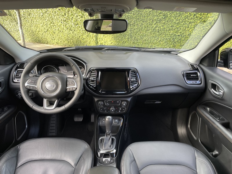 COMPASS 2.0 16V FLEX LIMITED AUTOMÁTICO - 2017 - FARROUPILHA