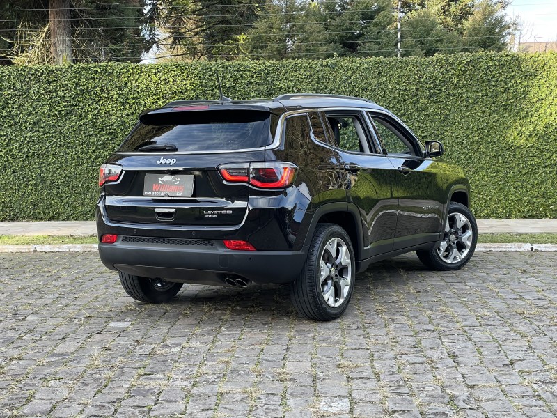 COMPASS 2.0 16V FLEX LIMITED AUTOMÁTICO - 2017 - FARROUPILHA