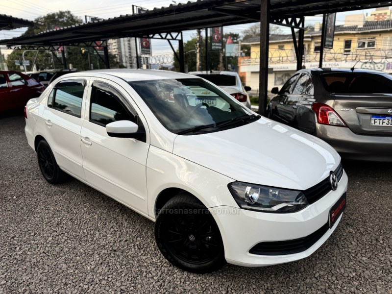 VOYAGE 1.6 MI TRENDLINE 8V FLEX 4P MANUAL - 2016 - NOVO HAMBURGO