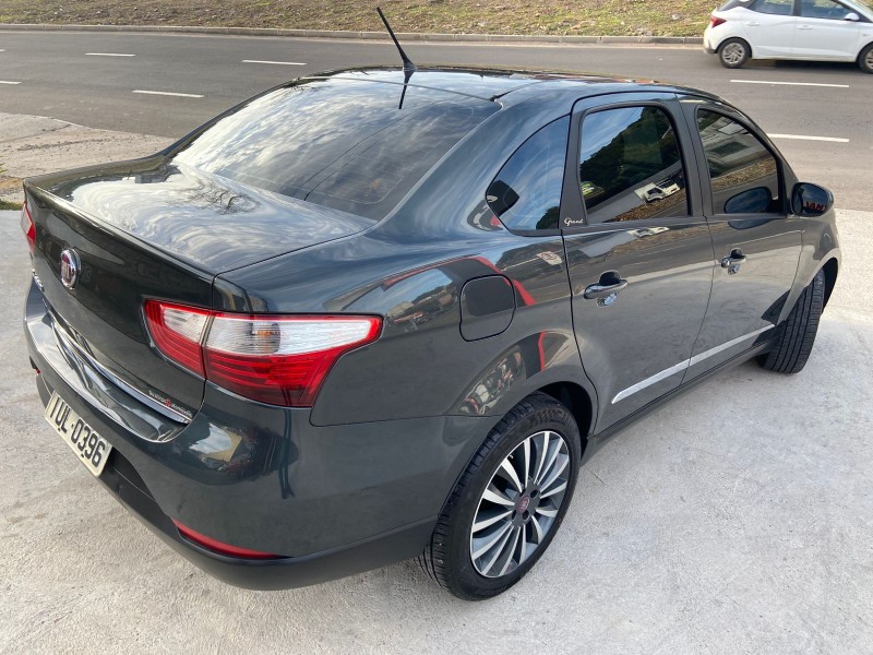 GRAND SIENA 1.4 MPI ATTRACTIVE 8V FLEX 4P MANUAL - 2013 - CAXIAS DO SUL
