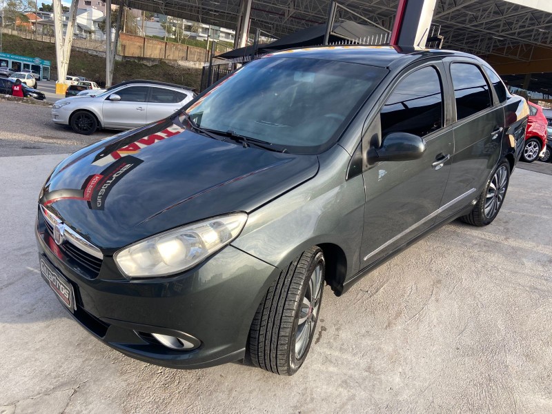 GRAND SIENA 1.4 MPI ATTRACTIVE 8V FLEX 4P MANUAL - 2013 - CAXIAS DO SUL