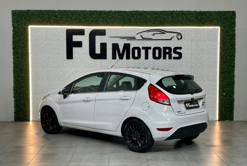 FIESTA 1.0 ECOBOOST TITANIUM HATCH 12V GASOLINA 4P AUTOMÁTICO - 2017 - NOVO HAMBURGO