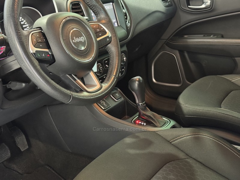 COMPASS 2.0 16V FLEX SPORT AUTOMÁTICO - 2018 - GARIBALDI