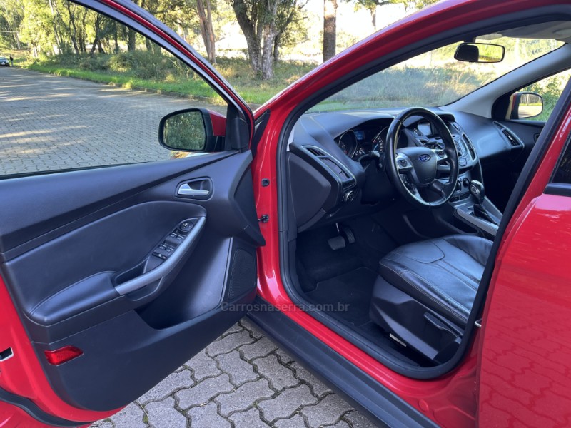 FOCUS 1.6 SE 16V FLEX 4P AUTOMÁTICO - 2014 - NOVA BASSANO