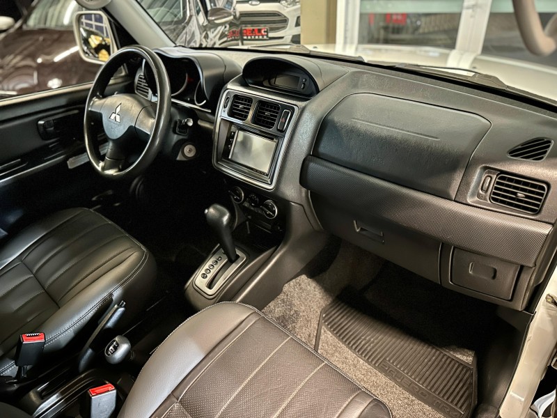 PAJERO TR4 2.0 4X4 16V 140CV FLEX 4P AUTOMÁTICO - 2013 - CAXIAS DO SUL
