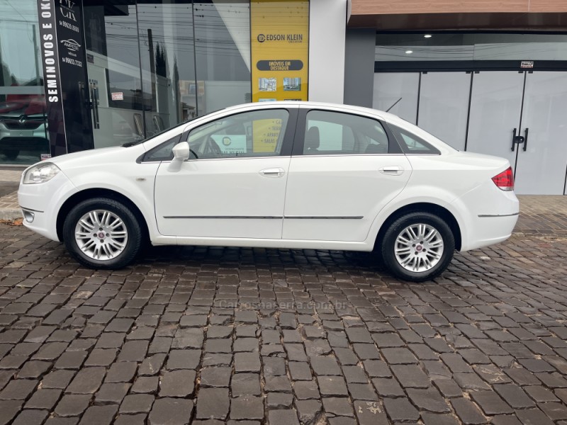 LINEA 1.8 ESSENCE 16V FLEX 4P MANUAL