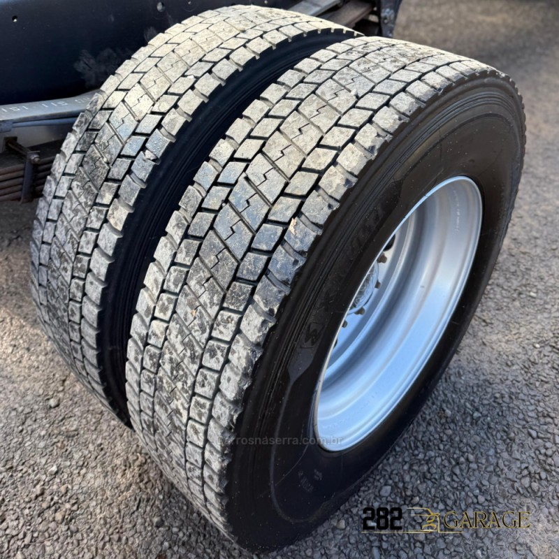 30-330 CONSTELLATION 8X2 5 EIXOS - 2019 - FARROUPILHA