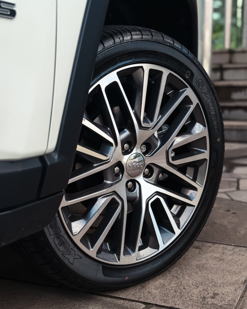 COMPASS 1.3 LIMITED T270 16V TURBO FLEX 4P AUTOMÁTICO - 2022 - NOVO HAMBURGO