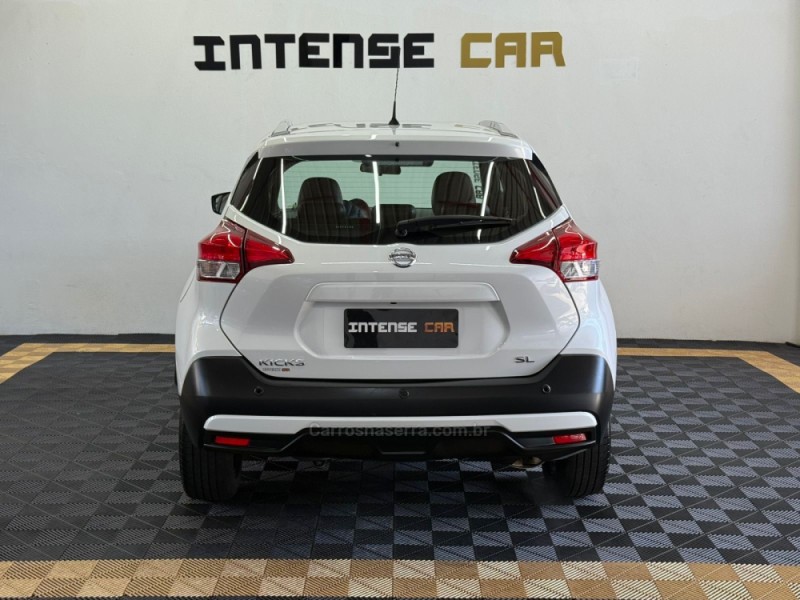 KICKS 1.6 16V FLEX SL 4P XTRONIC - 2017 - NOVO HAMBURGO