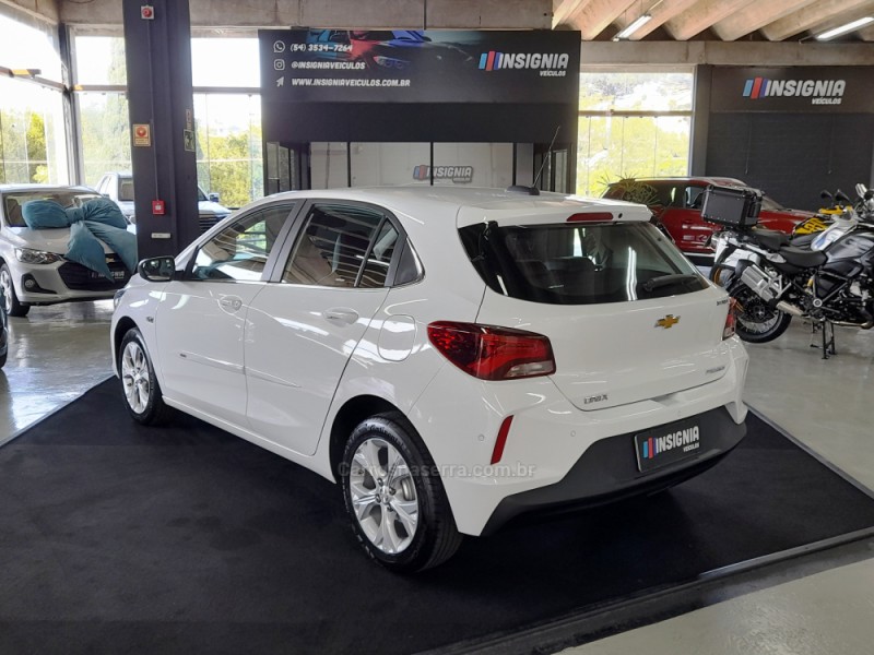 ONIX 1.0 PREMIER II 12V TURBO FLEX 4P AUTOMÁTICO - 2022 - CAXIAS DO SUL