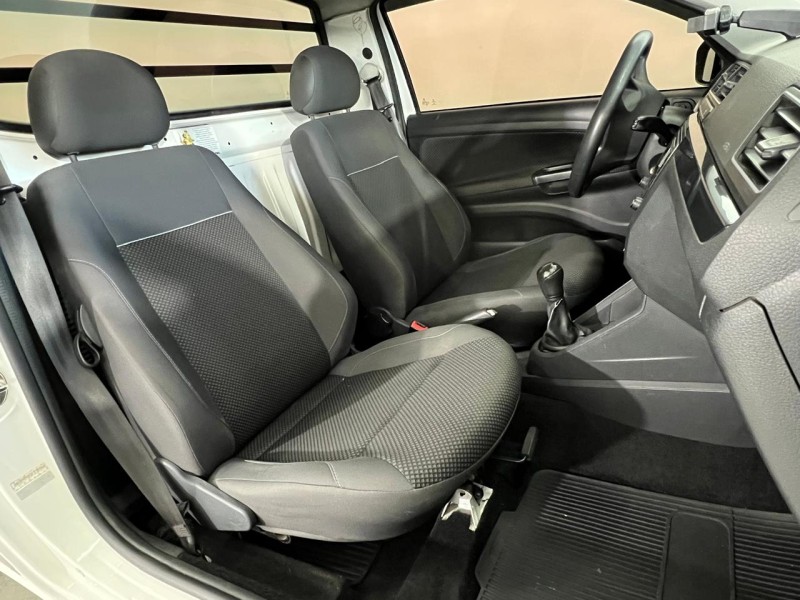 SAVEIRO 1.6 MI TRENDLINE CS 8V FLEX 2P MANUAL - 2019 - FARROUPILHA