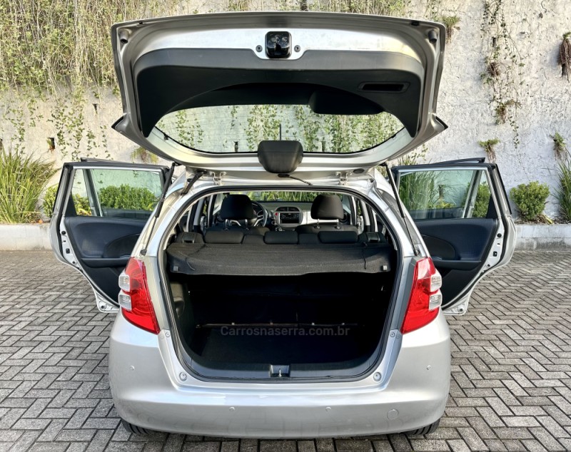 FIT 1.4 LXL 16V FLEX 4P AUTOMÁTICO - 2020 - SAPIRANGA