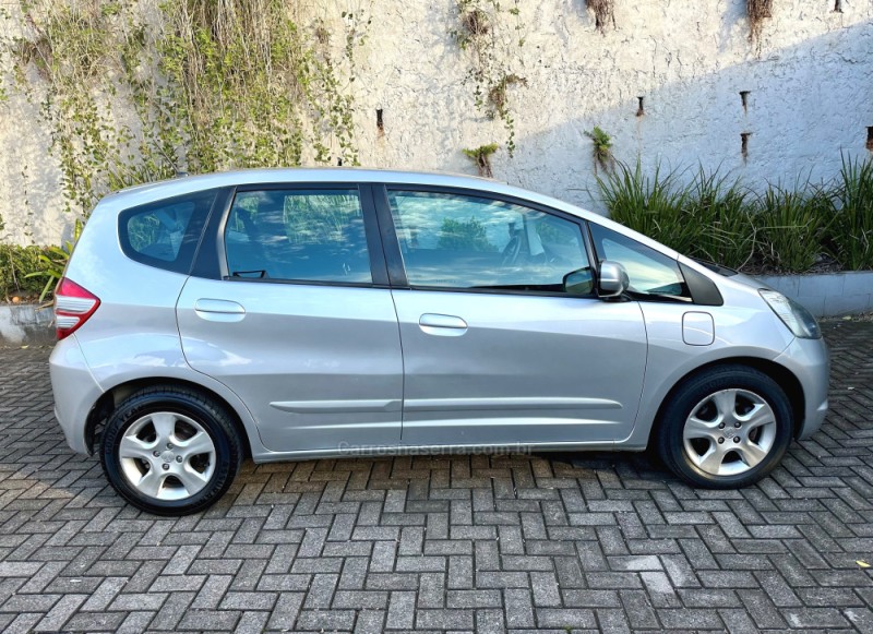 FIT 1.4 LXL 16V FLEX 4P AUTOMÁTICO - 2020 - SAPIRANGA