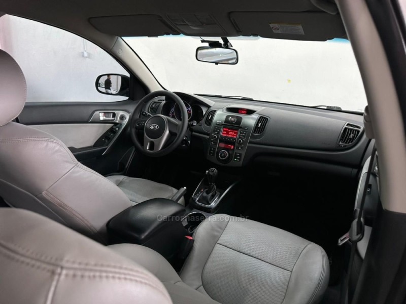 CERATO 1.6 EX3 SEDAN 16V GASOLINA 4P AUTOMÁTICO - 2012 - NOVO HAMBURGO