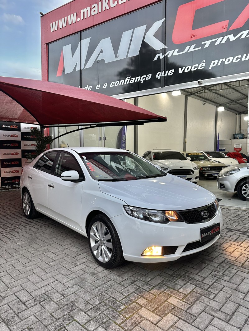 CERATO 1.6 SX3 16V FLEX 4P MANUAL - 2013 - ESTâNCIA VELHA