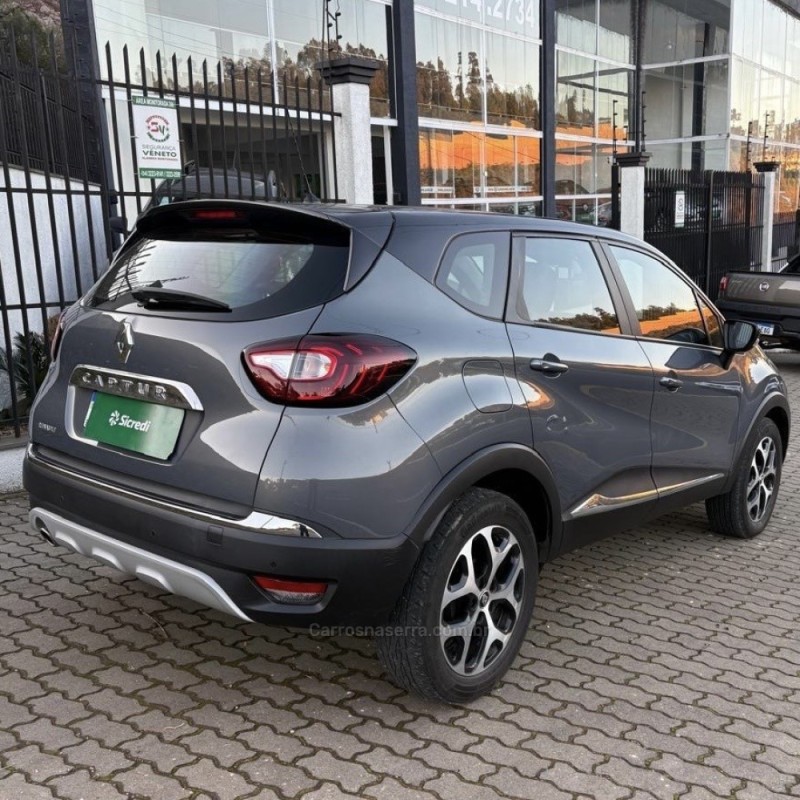 CAPTUR 1.6 16V FLEX INTENSE AUTOMÁTICO - 2019 - CAXIAS DO SUL