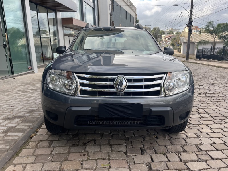DUSTER 1.6 EXPRESSION 4X2 16V FLEX 4P MANUAL - 2015 - VERANóPOLIS