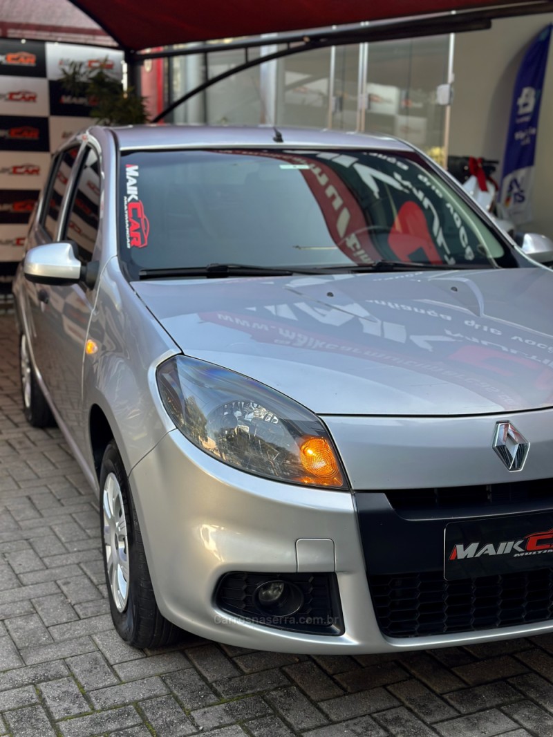 SANDERO 1.0 EXPRESSION 16V FLEX 4P MANUAL - 2014 - ESTâNCIA VELHA