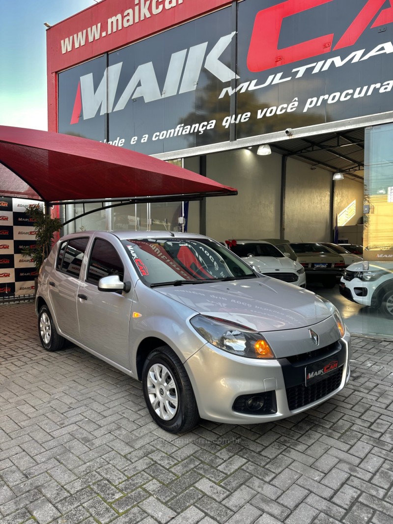 SANDERO 1.0 EXPRESSION 16V FLEX 4P MANUAL - 2014 - ESTâNCIA VELHA