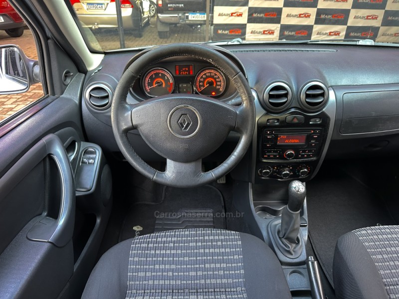SANDERO 1.0 EXPRESSION 16V FLEX 4P MANUAL - 2014 - ESTâNCIA VELHA