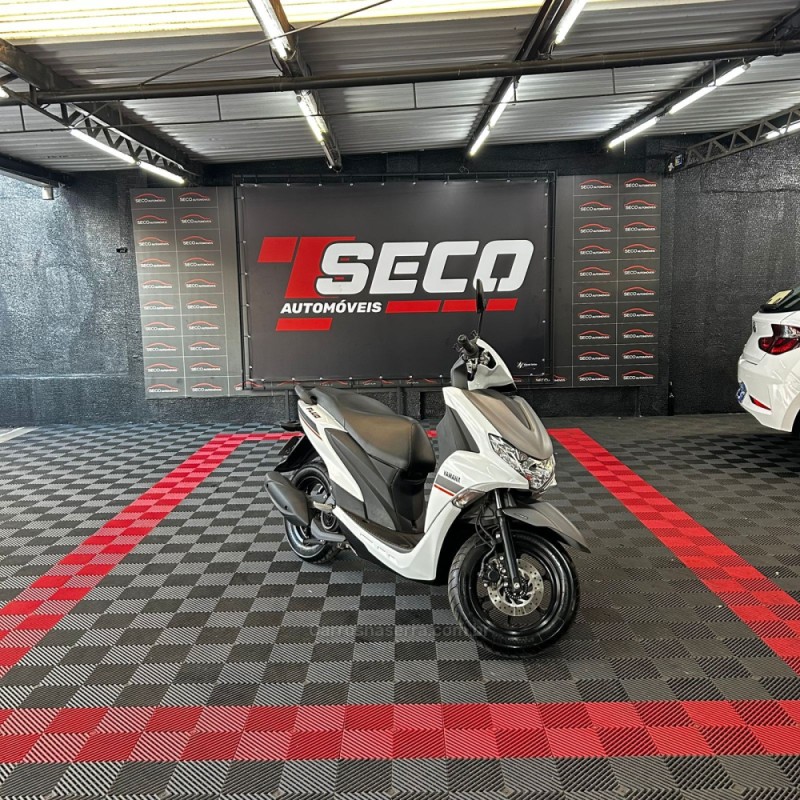 fluo 125 abs  2023 passo fundo