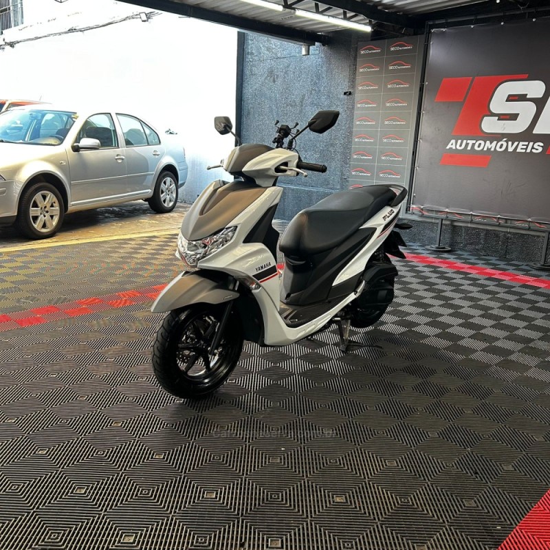 FLUO 125 ABS  - 2023 - PASSO FUNDO