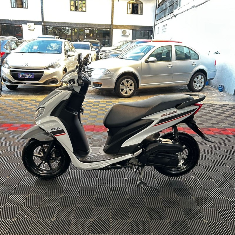 FLUO 125 ABS  - 2023 - PASSO FUNDO