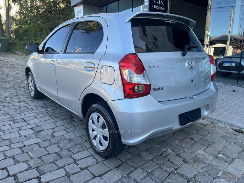 ETIOS 1.5 XS 16V FLEX 4P MANUAL - 2018 - VERANóPOLIS