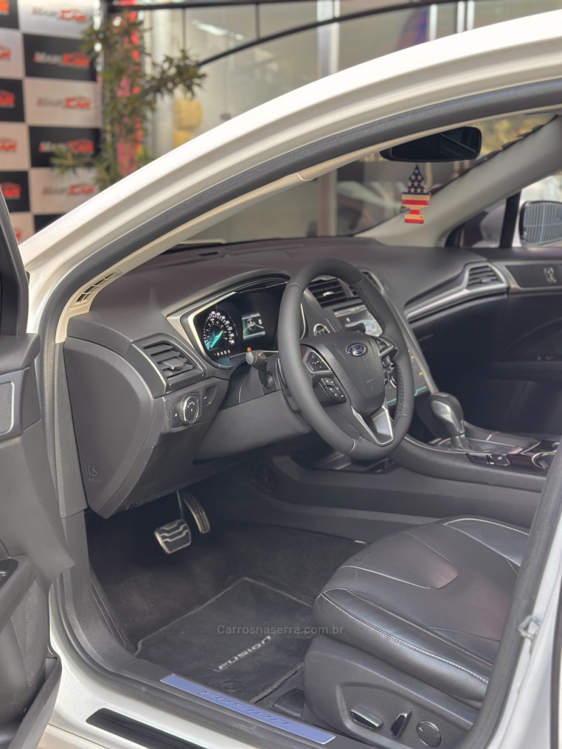 FUSION 2.0 TITANIUM FWD 16V GASOLINA 4P AUTOMÁTICO - 2014 - ESTâNCIA VELHA