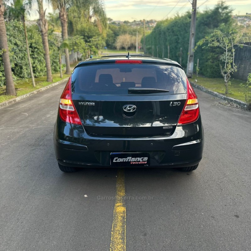 I30 2.0 MPI 16V GASOLINA 4P AUTOMÁTICO - 2010 - CAMPO BOM