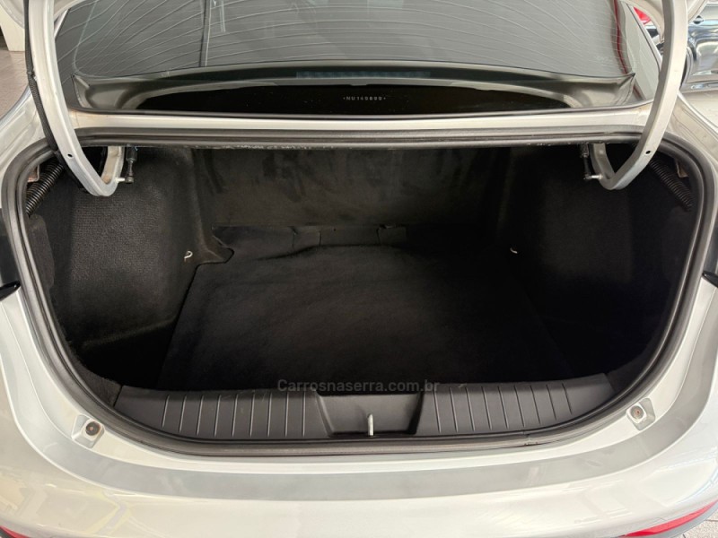 CRONOS 1.3 DRIVE 8V FLEX 4P MANUAL - 2022 - NOVO HAMBURGO
