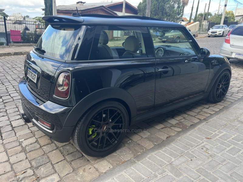 COOPER 1.6 S COUPÉ 16V TURBO GASOLINA 2P AUTOMÁTICO - 2013 - VERANóPOLIS