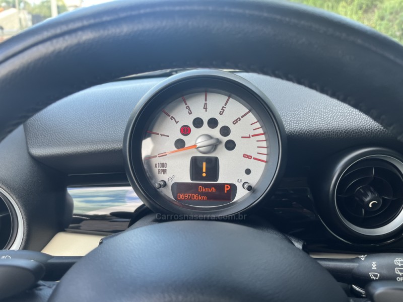 COOPER 1.6 S COUPÉ 16V TURBO GASOLINA 2P AUTOMÁTICO - 2013 - VERANóPOLIS
