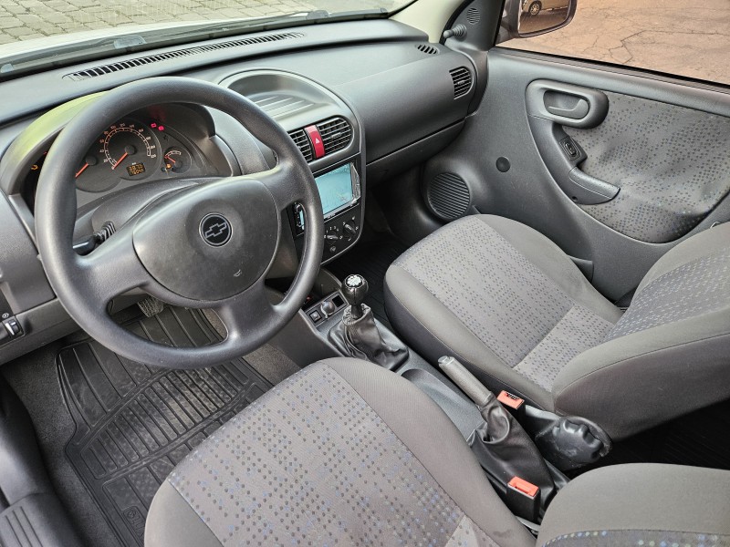 CORSA 1.4 MPFI MAXX 8V FLEX 4P MANUAL - 2011 - CAXIAS DO SUL