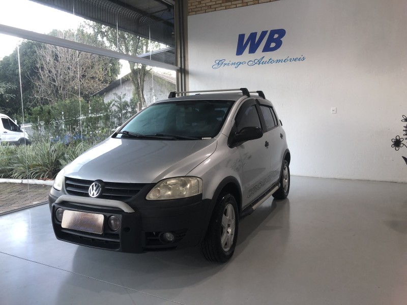 CROSSFOX 1.6 MI FLEX 8V 4P MANUAL - 2006 - VALE REAL
