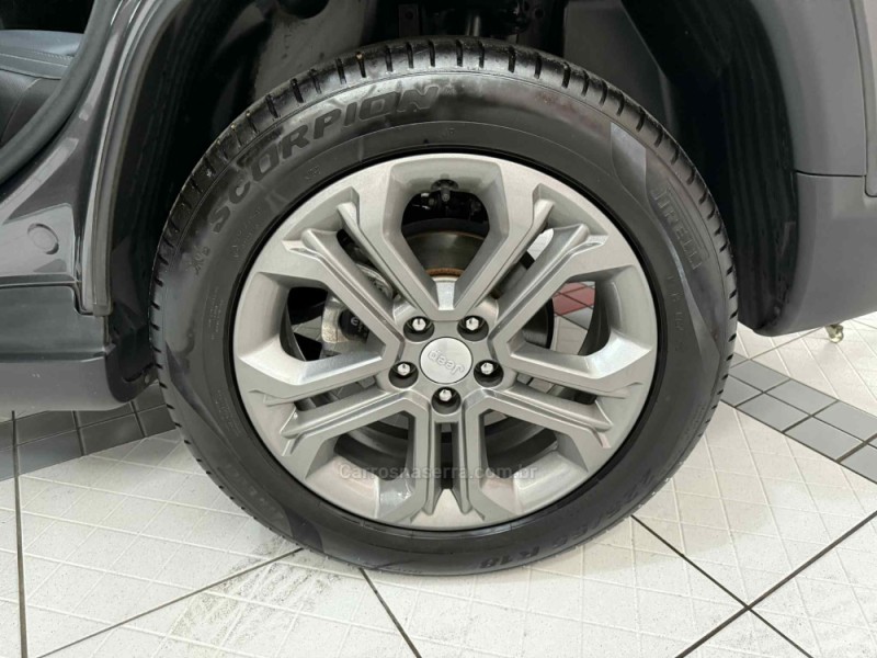 COMPASS 1.3 LONGITUDE T270 16V TURBO 4X2 FLEX 4P AUTOMÁTICO - 2023 - PORTO ALEGRE