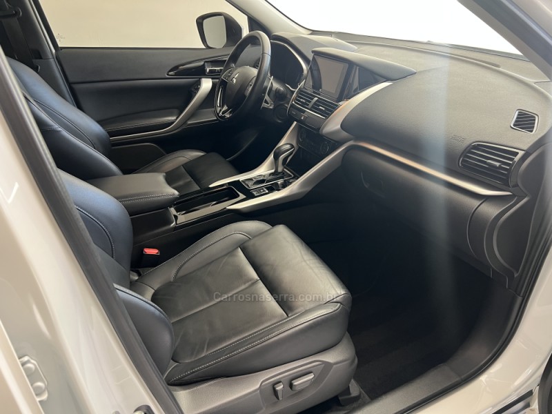 ECLIPSE CROSS 1.5 HPE 16V GASOLINA 4P AUTOMÁTICO - 2024 - BENTO GONçALVES