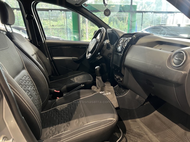 OROCH 1.6 16V DYNAMIQUE FLEX 4P MANUAL - 2017 - CAXIAS DO SUL