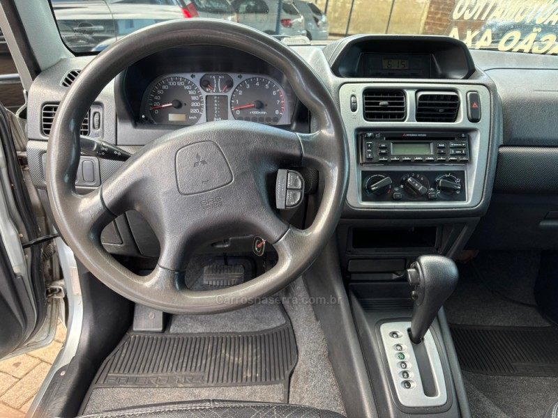 PAJERO TR4 2.0 4X4 16V 131CV GASOLINA 4P AUTOMÁTICO - 2004 - CANELA