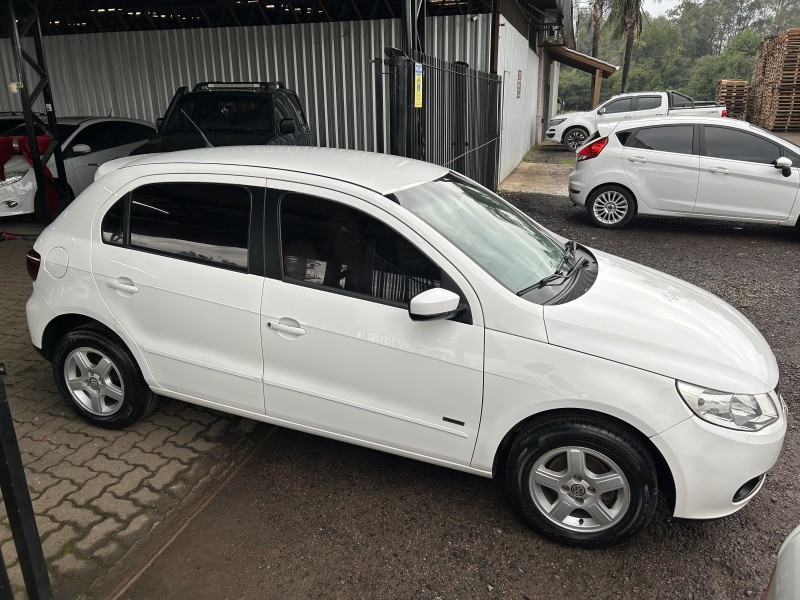 GOL 1.6 MI 8V FLEX 4P MANUAL - 2011 - SãO SEBASTIãO DO CAí