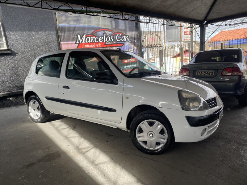 CLIO 1.0 AUTHENTIQUE 16V FLEX 4P MANUAL - 2004 - CAXIAS DO SUL