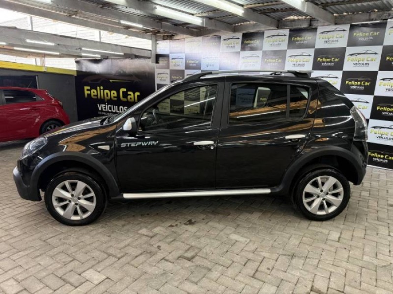 SANDERO 1.6 STEPWAY 8V FLEX 4P MANUAL - 2013 - CAXIAS DO SUL