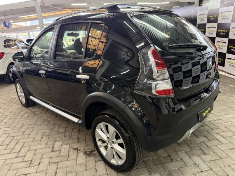 SANDERO 1.6 STEPWAY 8V FLEX 4P MANUAL - 2013 - CAXIAS DO SUL