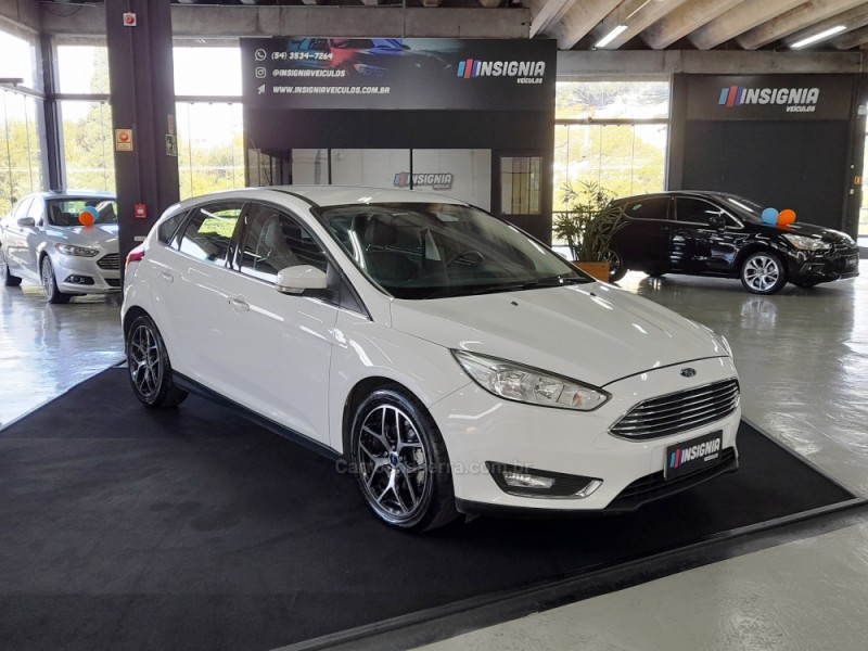 FOCUS 2.0 TITANIUM HATCH 16V FLEX 4P AUTOMÁTICO - 2016 - CAXIAS DO SUL