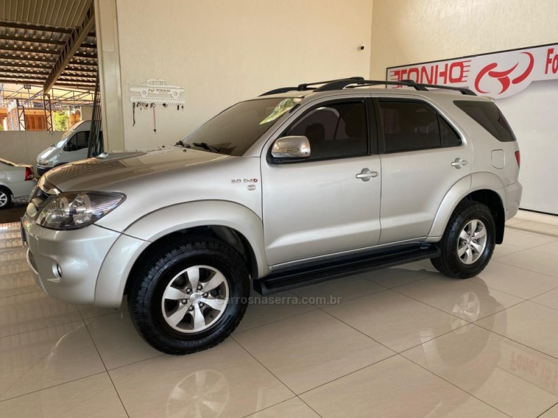 HILUX SW4 3.0 SRV 4X4 CD 16V TURBO INTERCOOLER DIESEL 4P AUTOMÁTICO - 2006 - LAJEADO
