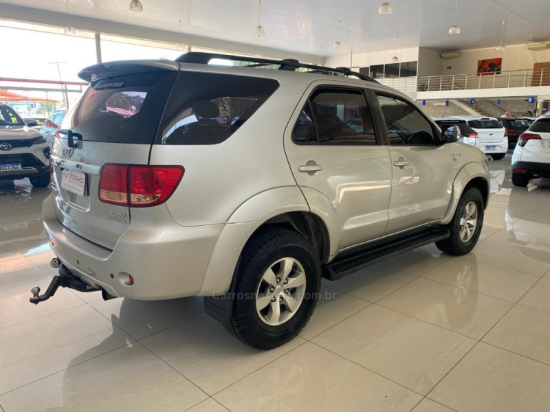 HILUX SW4 3.0 SRV 4X4 CD 16V TURBO INTERCOOLER DIESEL 4P AUTOMÁTICO - 2006 - LAJEADO