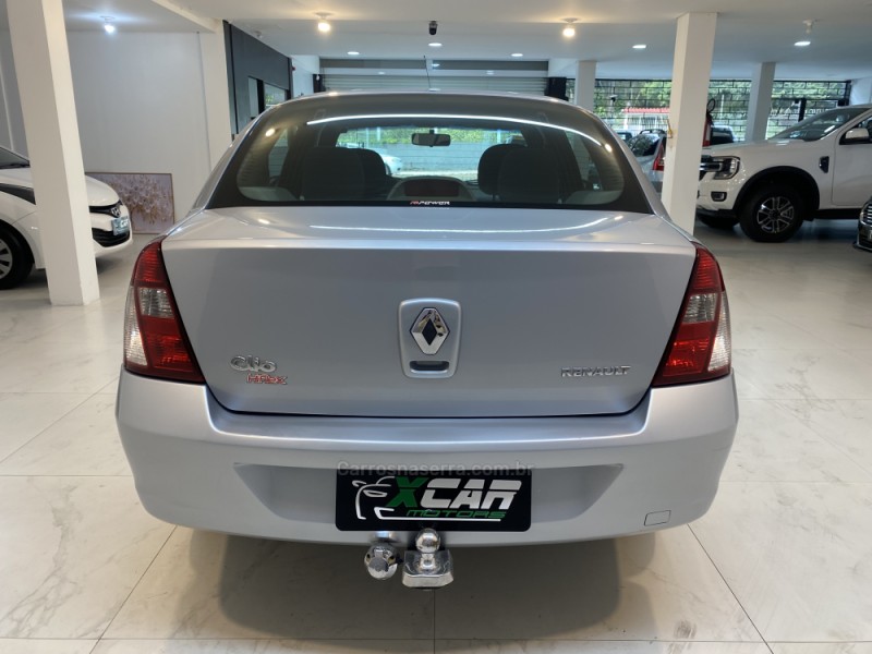 CLIO 1.6 PRIVILÉGE SEDAN 16V FLEX 4P MANUAL - 2007 - BENTO GONçALVES