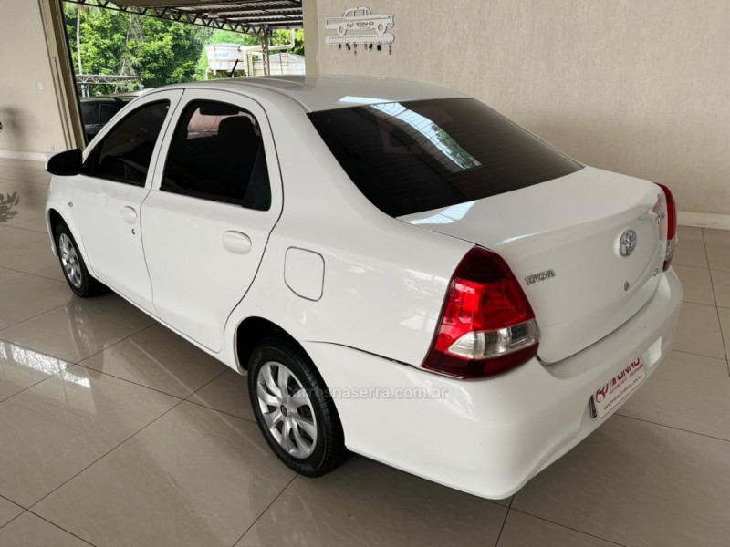 ETIOS 1.5 X SEDAN 16V FLEX 4P MANUAL - 2020 - LAJEADO